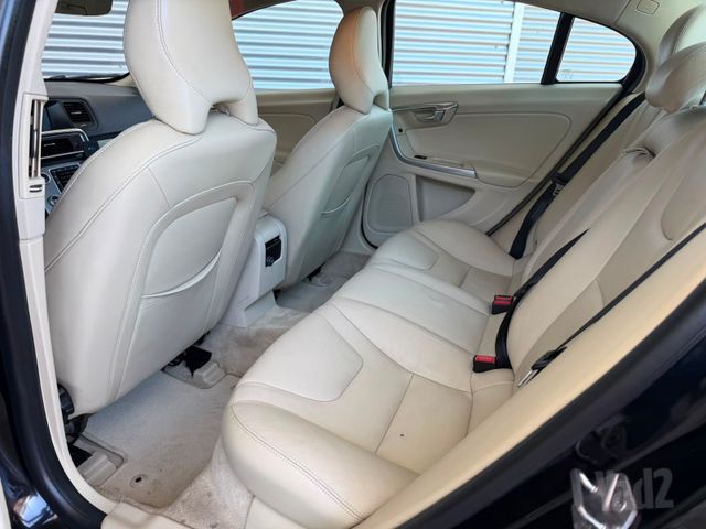 וולוו S60