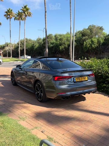 אאודי S5
