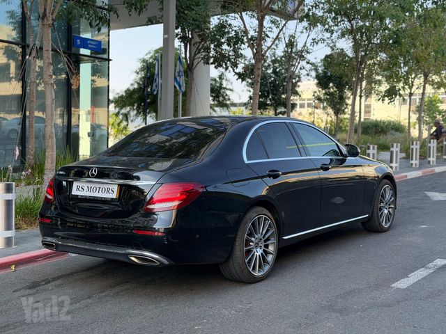 מרצדס-בנץ E-class