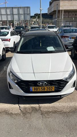 יונדאי i20