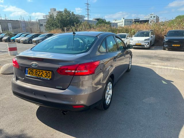 פורד פוקוס