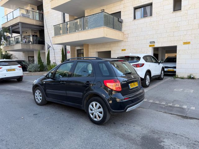 סוזוקי SX4
