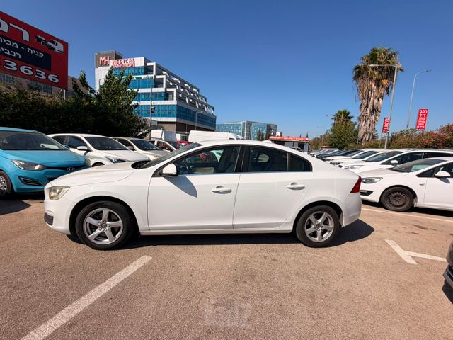 וולוו S60