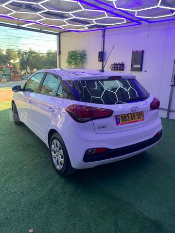 יונדאי i20