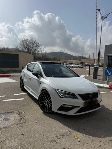 סיאט לאון