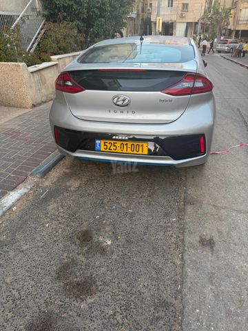 יונדאי איוניק