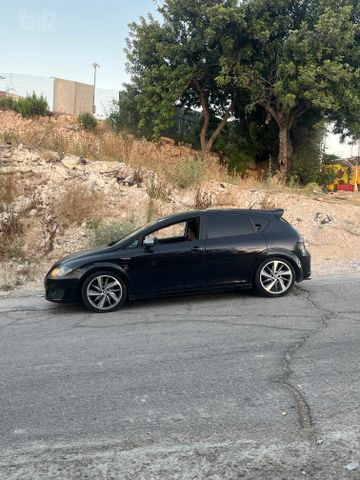סיאט לאון