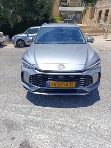 אם ג'י ZS