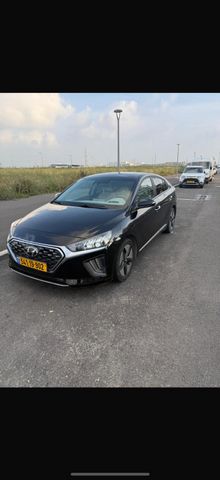 יונדאי איוניק