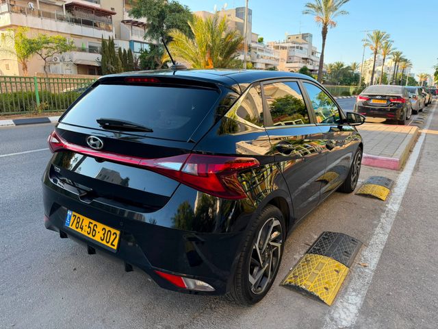 יונדאי i20