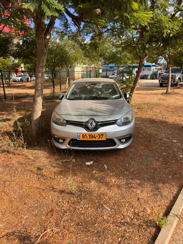 רנו פלואנס