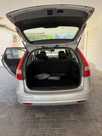 יונדאי i30