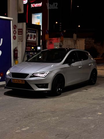 סיאט לאון