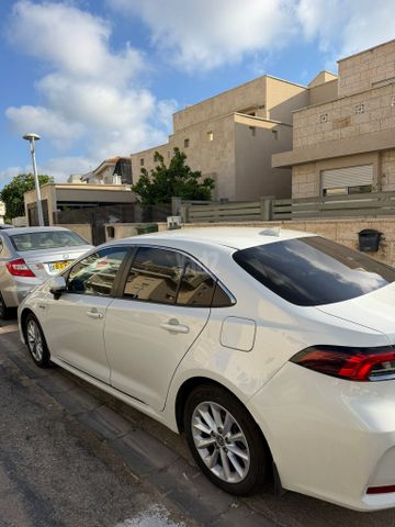 טויוטה קורולה