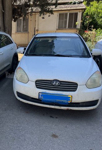 יונדאי אקסנט i25