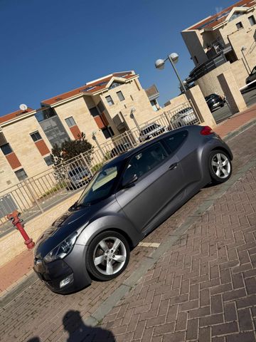 יונדאי ולוסטר