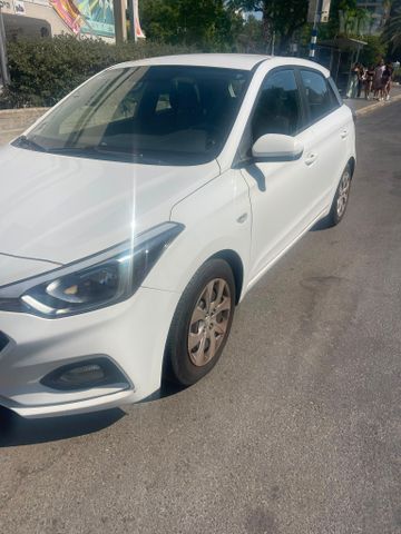 יונדאי i20