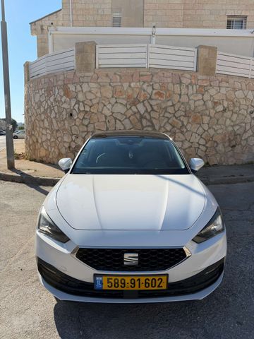 סיאט לאון