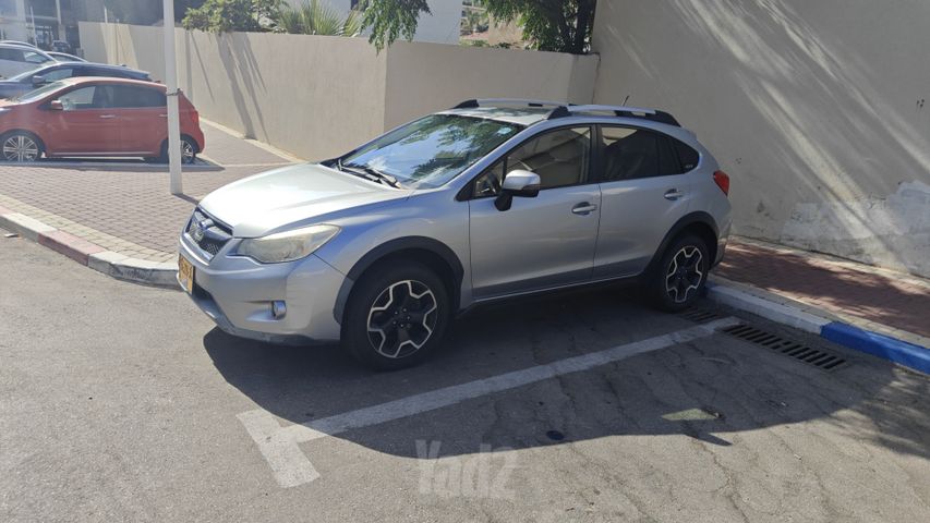 מודעת רכב סובארו XV