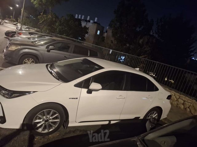 מודעת רכב טויוטה קורולה