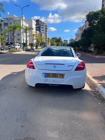 פיג'ו RCZ