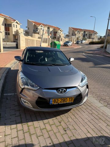 יונדאי ולוסטר