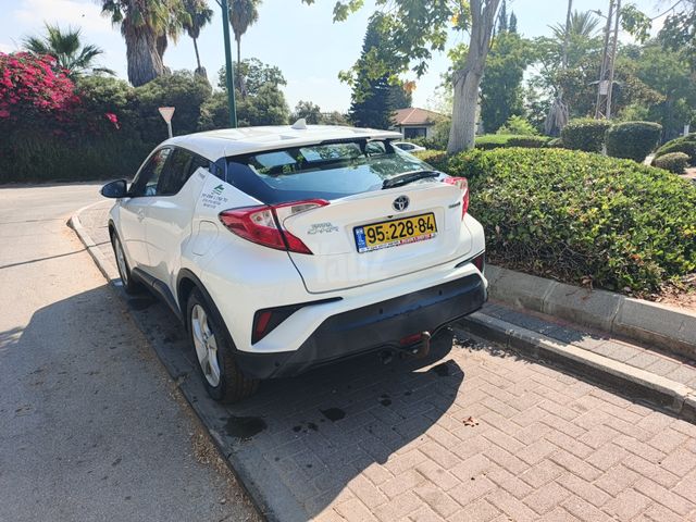 טויוטה C-HR