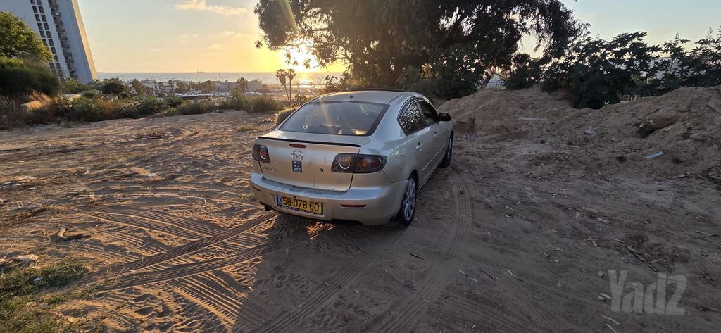 מאזדה 3