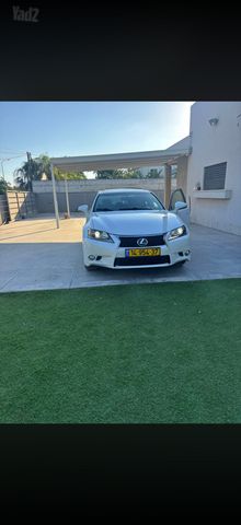 לקסוס GS