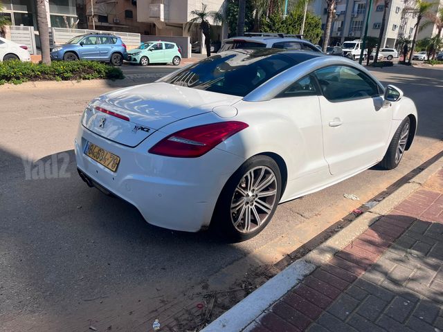 פיג'ו RCZ