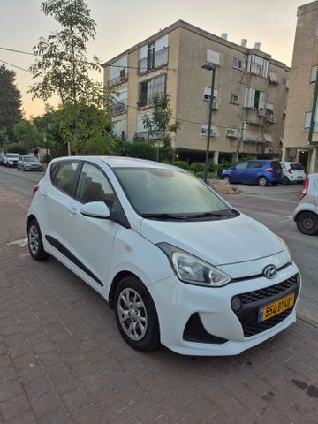 יונדאי i10