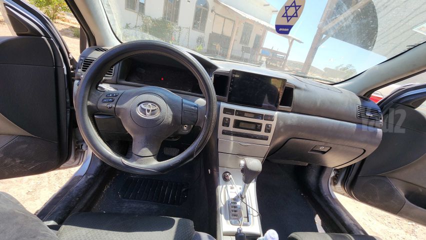 טויוטה קורולה