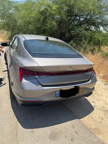 יונדאי אלנטרה