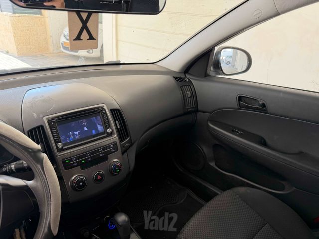 יונדאי i30