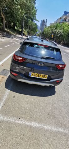מודעת רכב קיה סטוניק