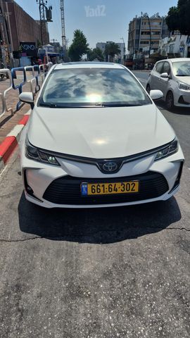 טויוטה קורולה
