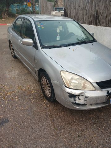 מיצובישי לנסר