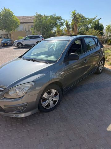 יונדאי i30