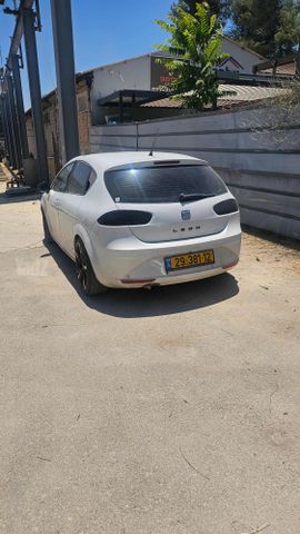 סיאט לאון