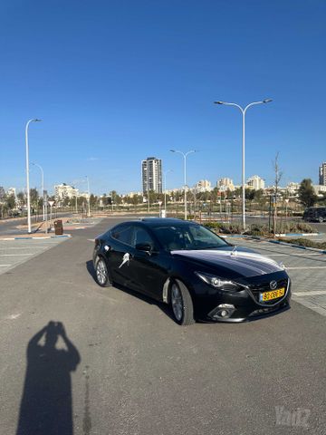 מאזדה 3