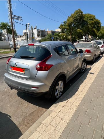 ניסאן ג'וק