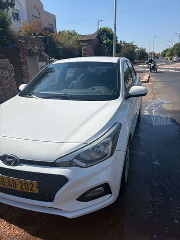 מודעת רכב יונדאי i20