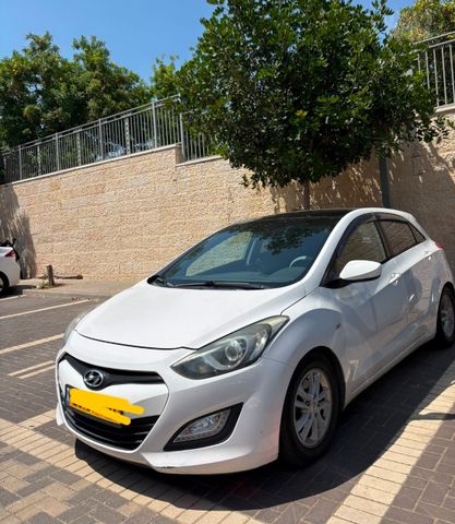יונדאי i30