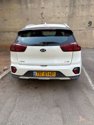 קיה נירו