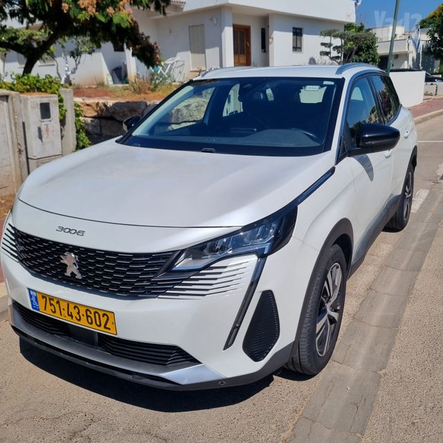 פיג'ו 3008