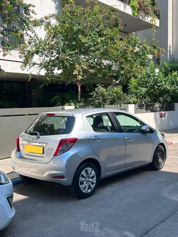 מודעת רכב טויוטה יאריס