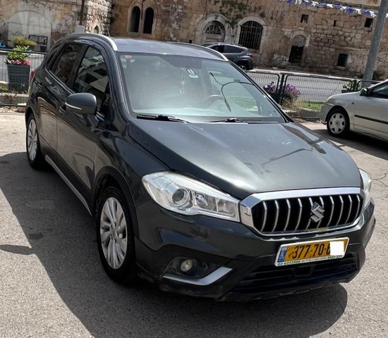 סוזוקי קרוסאובר