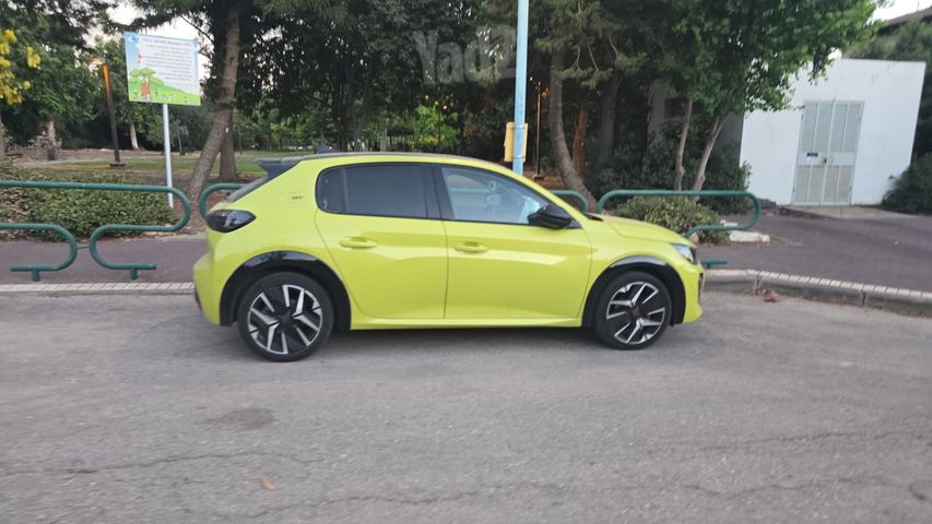 פיג'ו 208