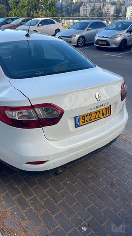 רנו פלואנס