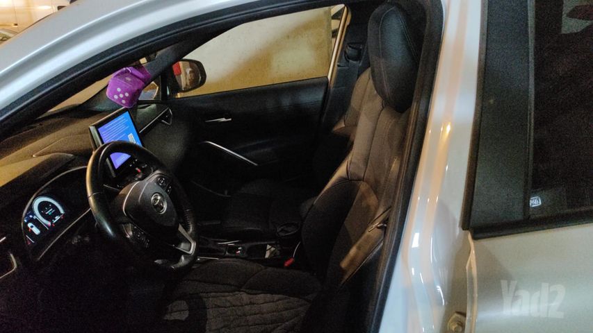 מודעת רכב טויוטה קורולה קרוס